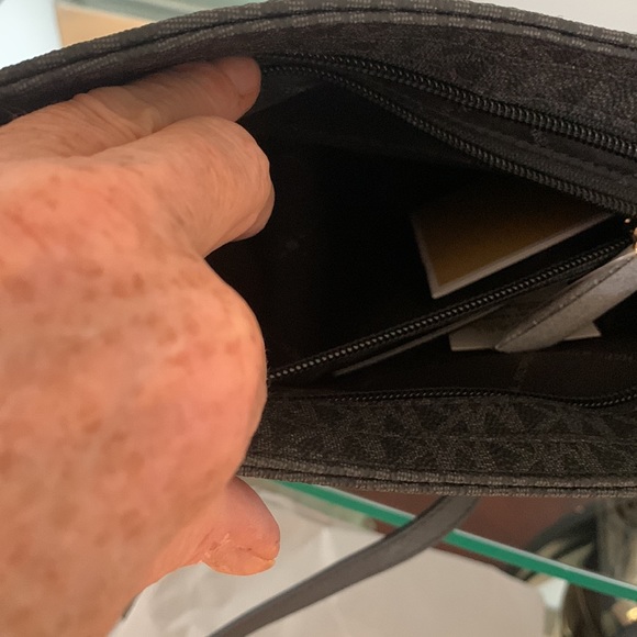 NWT Michael Kors Jet Set Large Messenger Bag - Picture 6 of 9